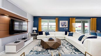 Spacious Villa With Private Pool & Games