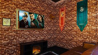 Family Oasis With Themed Rooms & Private Pool