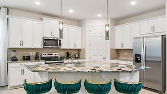 Family Oasis With Themed Rooms & Private Pool