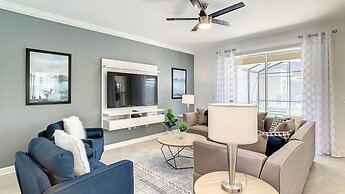 Storey Lake 6BR Private Pool Spa Waterpark/disney