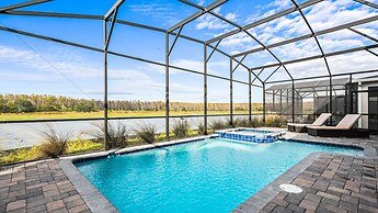 Storey Lake 6BR Lakeview Home Pool Spa Near Disney