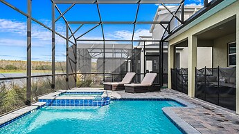 Storey Lake 6BR Lakeview Home Pool Spa Near Disney