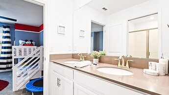 Storey Lake 6BR Lakeview Home Pool Spa Near Disney