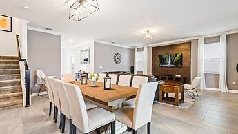 Storey Lake 6BR Lakeview Home Pool Spa Near Disney