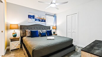 Storey Lake 6BR Lakeview Home Pool Spa Near Disney