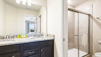 Exclusive Resort Home With Pool & Game Room