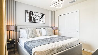 Exclusive Resort Home With Pool & Game Room