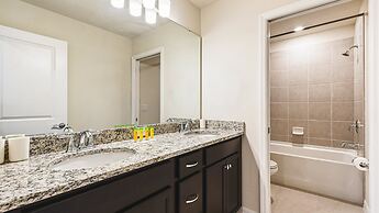 Exclusive Resort Home With Pool & Game Room