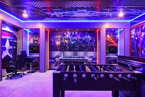 Storey Lake 10br Lakeview Home Pool/spa Game Room