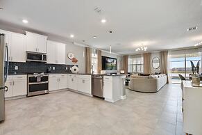 Storey Lake 10br Lakeview Home Pool/spa Game Room