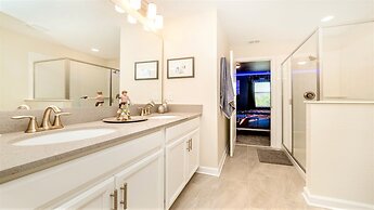 Spacious Luxury Home Near Disney & Universal