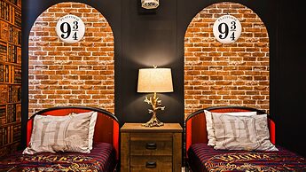 Fancy Game Theater 10br Villa W/pool/spa Disney