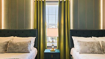 Fancy Game Theater 10br Villa W/pool/spa Disney