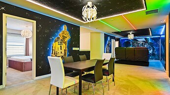 Fancy Game Theater 10br Villa W/pool/spa Disney