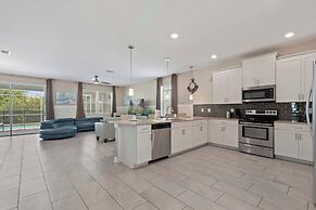 Orlando Luxury: Pool, Theater, Near Parks