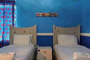 Orlando Luxury: Pool, Theater, Near Parks