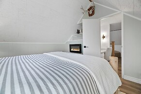 Boulder Bay Bungalow