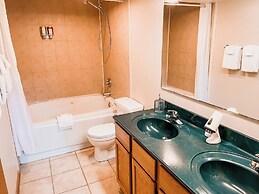 669 Rainbow Landing Dr