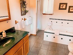 669 Rainbow Landing Dr