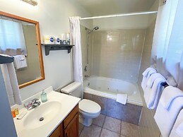 669 Rainbow Landing Dr