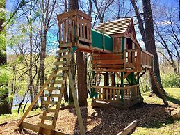 669 Rainbow Landing Dr