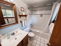 669 Rainbow Landing Dr