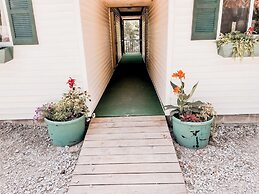 669 Rainbow Landing Dr