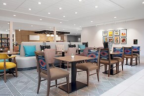 Home2 Suites By Hilton Albuquerque Airport
