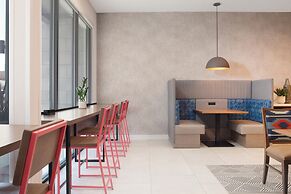 Home2 Suites By Hilton Albuquerque Airport