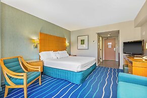 Castle at Ala Moana Hotel