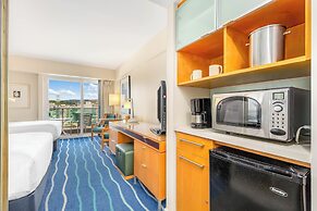 Castle at Ala Moana Hotel