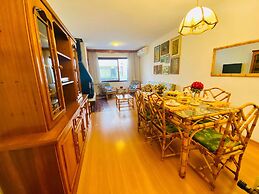 EXCELENTE OPÇAO - 03 quadras RUA COBERTA