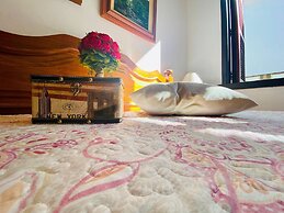 EXCELENTE OPÇAO - 03 quadras RUA COBERTA