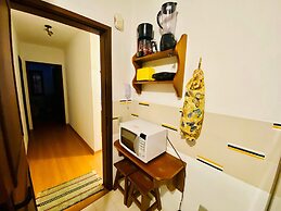 EXCELENTE OPÇAO - 03 quadras RUA COBERTA