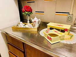 EXCELENTE OPÇAO - 03 quadras RUA COBERTA