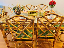 EXCELENTE OPÇAO - 03 quadras RUA COBERTA