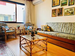 EXCELENTE OPÇAO - 03 quadras RUA COBERTA