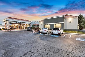 Suburban Studios Salt Lake City Airport