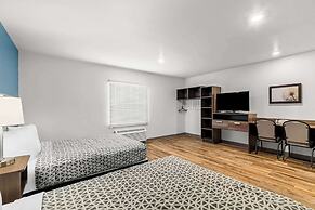 Woodspring Suites Corona