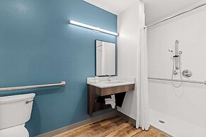 Woodspring Suites Corona