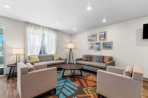 Woodspring Suites Corona