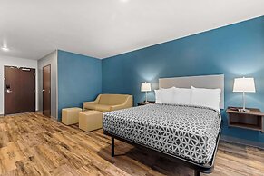Woodspring Suites Corona