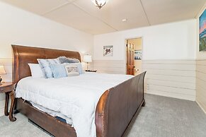 Stillwater Cove Lakefront