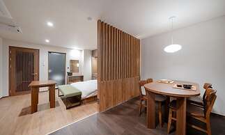 Simjak Hotel Dongtan By Aank