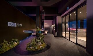 Simjak Hotel Dongtan By Aank