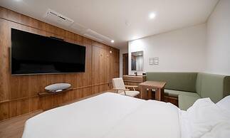 Simjak Hotel Dongtan By Aank