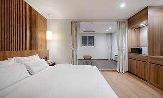 Simjak Hotel Dongtan By Aank