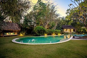 Villa Maimalu by Alfred in Bali