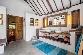 Villa Maimalu by Alfred in Bali