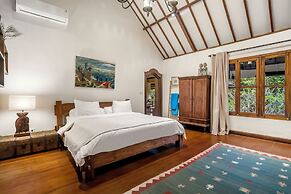 Villa Maimalu by Alfred in Bali